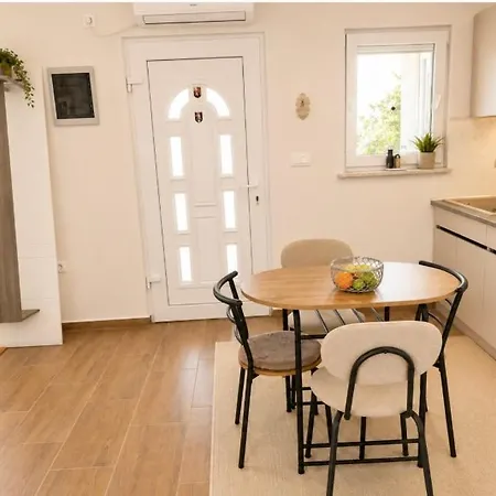 Dream Nyaraló